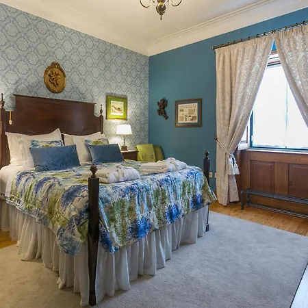 Charming Antas House بيت ضيافة 4*