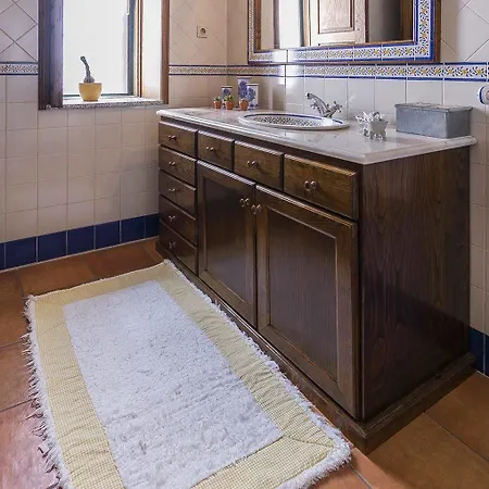 Πανσιόν Charming Antas House 4*