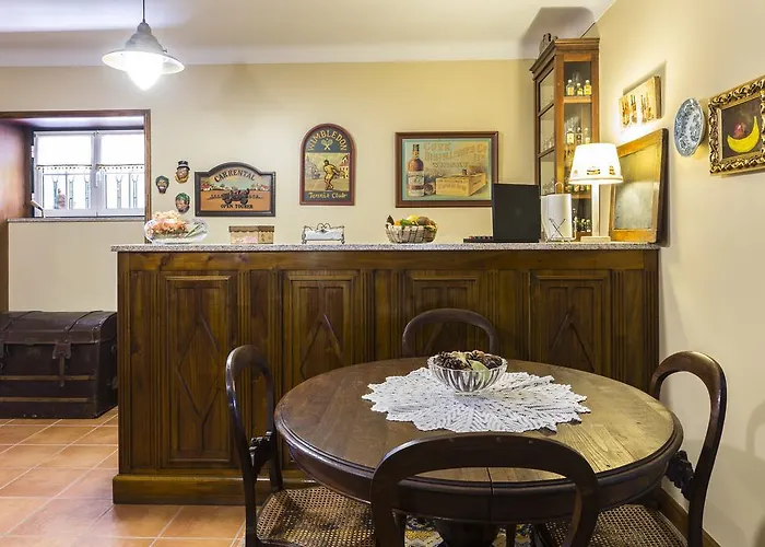 Πανσιόν Charming Antas House 4*