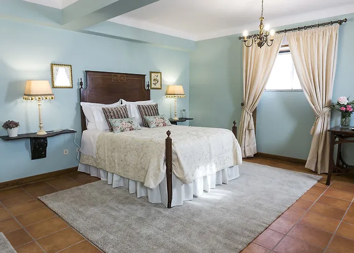 Πανσιόν Charming Antas House 4*