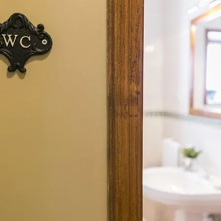 Charming Antas House בית הארחה